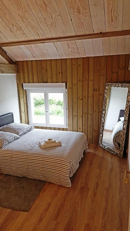 Hôtel Domaine de l'Etanchet à Saint-Hilaire-le-Vouhis Extérieur photo